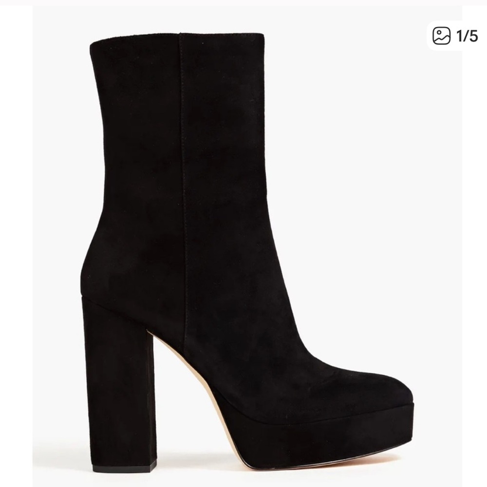 STUART WEITZMAN “Party Zip Bootie” Black Suede